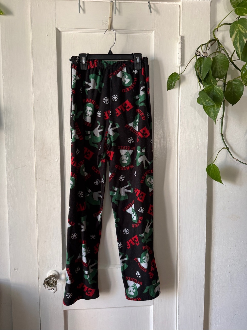 Black Holiday Fleece Lounge Pants with Elf Print Christmas